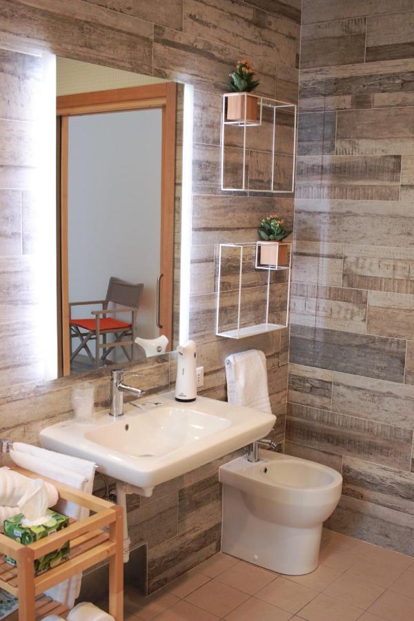 Bb Sharingloft Sirmione B&B 외부 사진